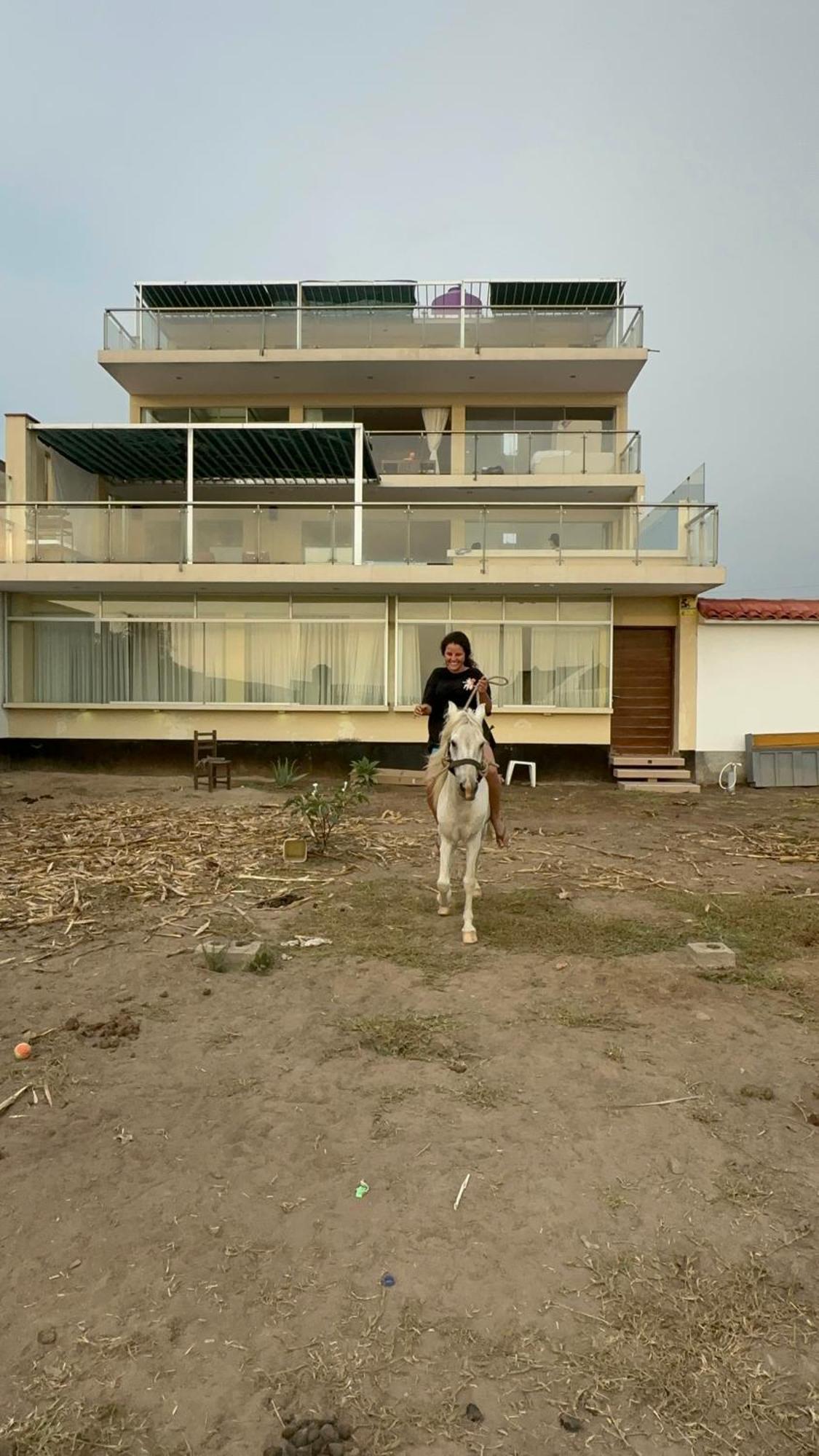 Bed and Breakfast Yolo House Peru Асия Экстерьер фото
